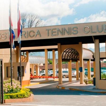 Costa Rica Tennis Club Hotel San José Esterno foto